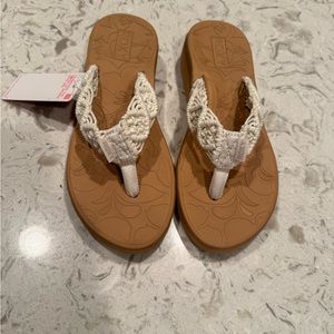 Brand new with tags Roxy Caila Macrame sandals size 8